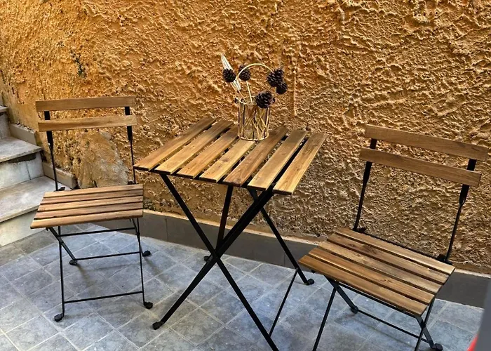 ベッド・アンド・ブレックファスト Madhome