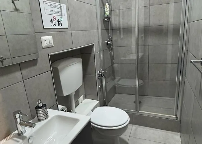 Madhome 4*